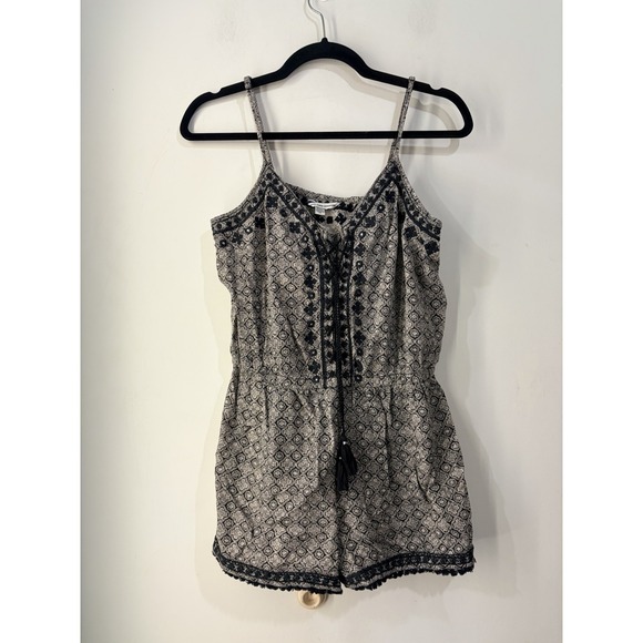 American Eagle Outfitters Pants - American Eagle Boho Romper Medium Tassel Lace Trim Printed Festival M